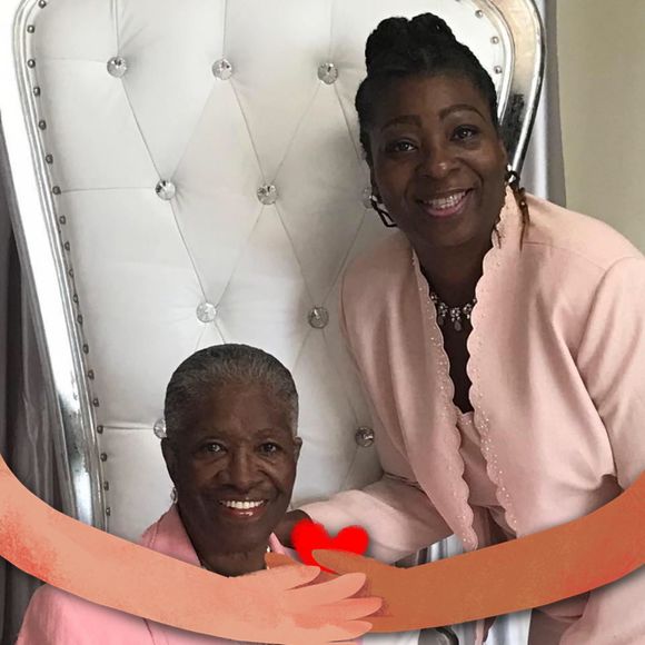 Meet your Posher, Karolyn - Picture 1 of 1